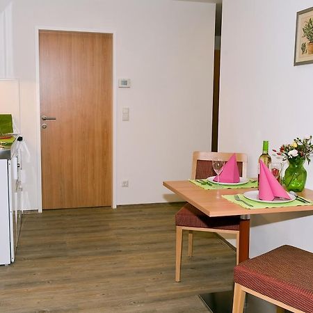 Ferienwohnungen - Boarding Wohnungen Sonnenhof Lenzing Bagian luar foto